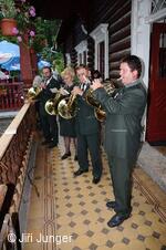 Setkání Jeníčků a Mařenek 2010 - soubor lesních rohů Jana Šustra